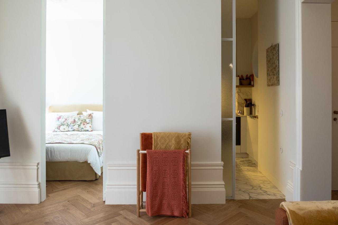 Boutique Rentals-Flores Chic In Historical Center Porto Kültér fotó